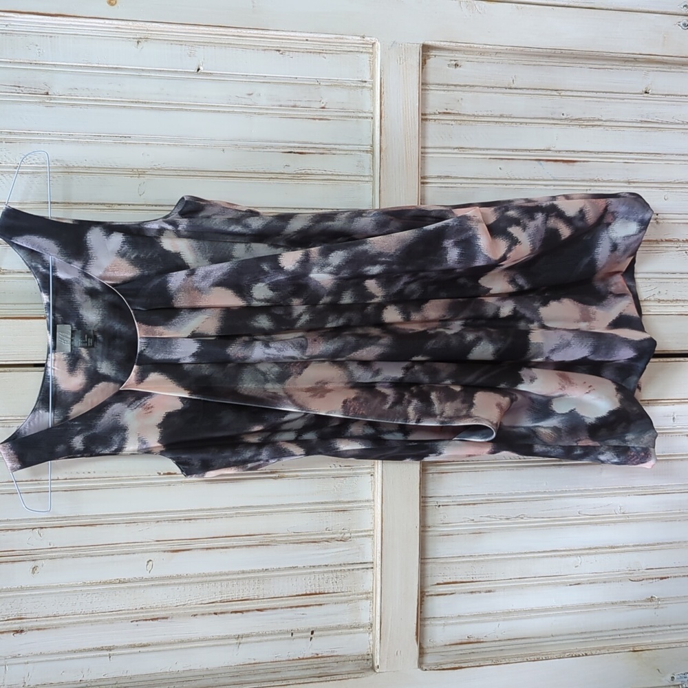 H&M, gray and pink sleeveless shift dress with pockets. Size 8
